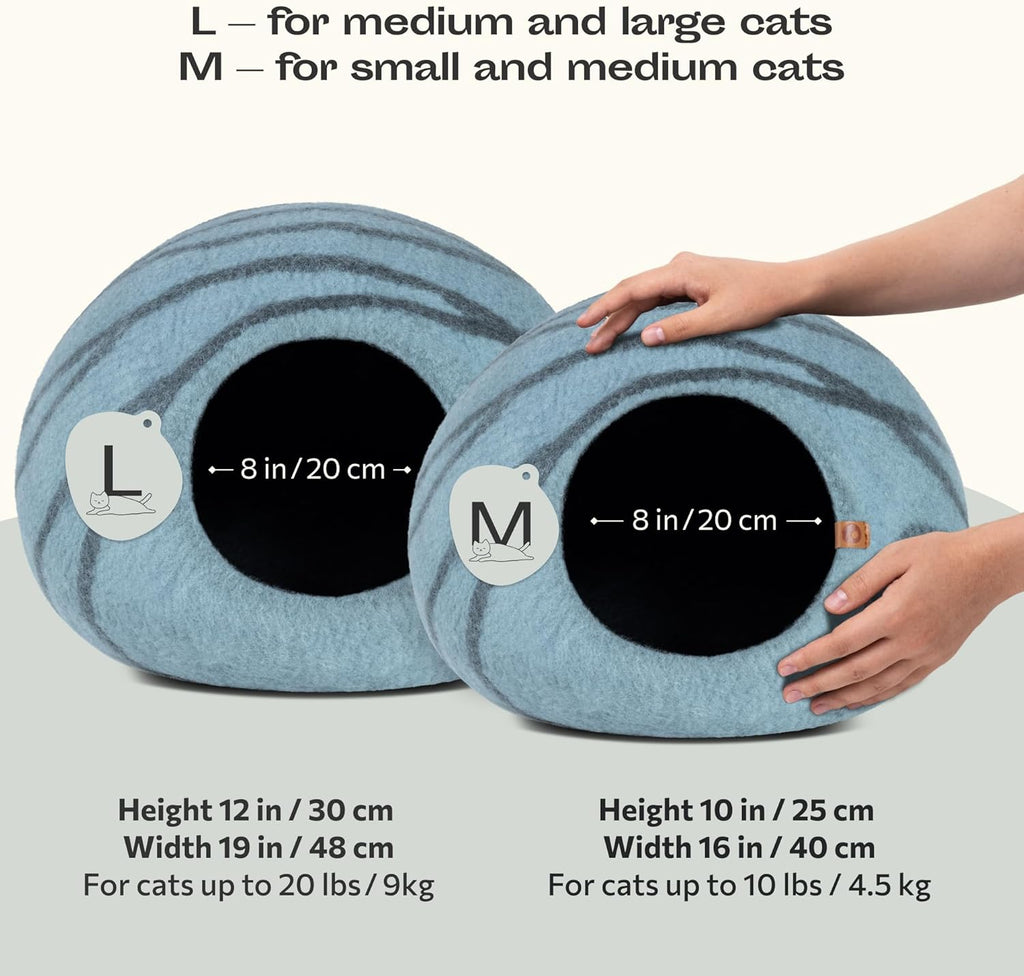 Luxurious Aquamarine Cat Cave – Handcrafted Merino Wool Bed for Cozy Indoor Retreats